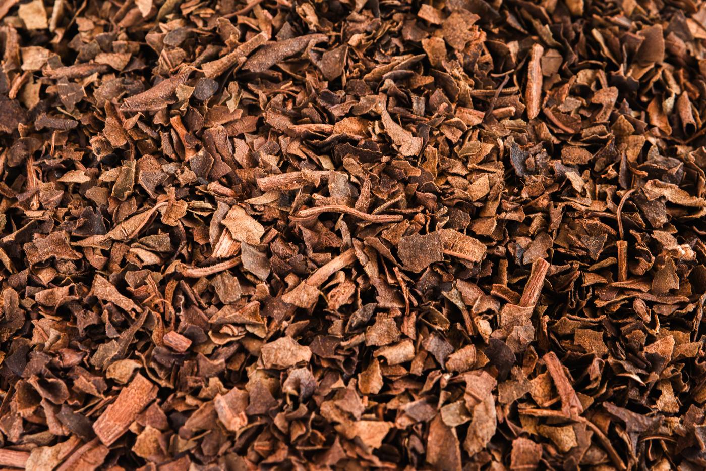 Close-up of cut, dried persimmon leaf tea